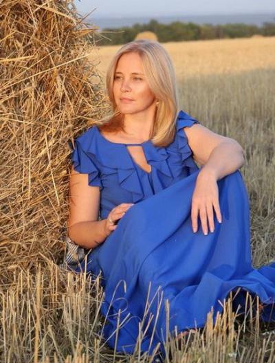 Julia 48 ans Kazan Russie