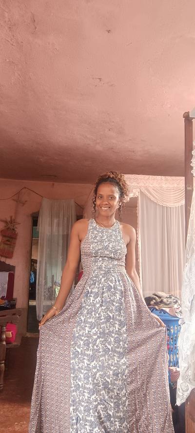 Sylvie 34 Jahre Diego Suarez Madagaskar