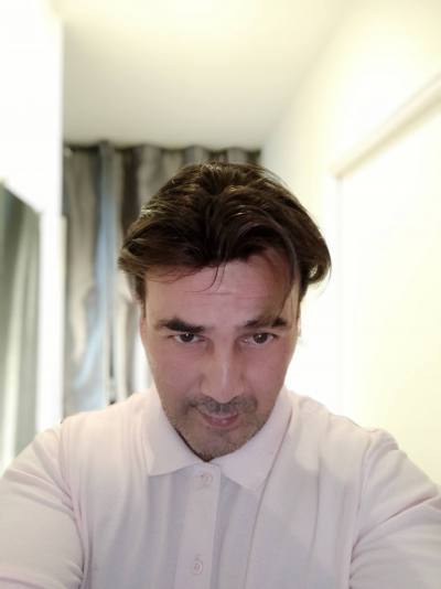 Eliott 46 ans Cannes  France