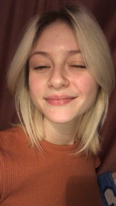 Ирина 23 ans Киев Ukraine