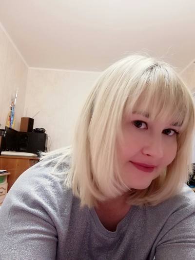 Marina 49 ans Minsk Biélorussie