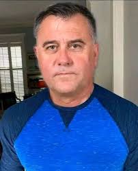 George 52 лет Los Angeles  США