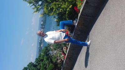 Hakim 59 лет Lausanne Швейцария