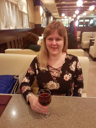 Irina 44 ans Minsk Biélorussie