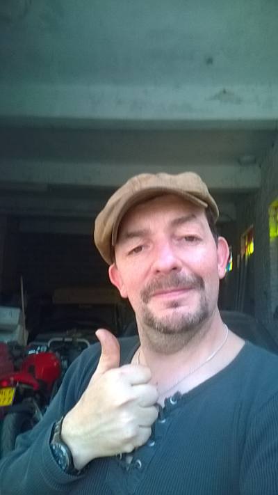 Michel 59 ans Binche  Belgique