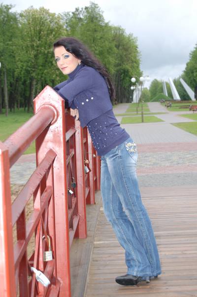 Elena 45 ans Lida Biélorussie