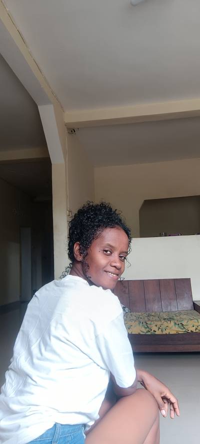 Sylvie 34 ans Diego Suarez Madagascar