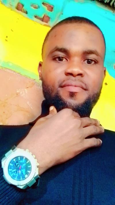 Olivier 31 лет Kinshasa  Южная Африка