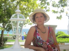Natali 61 ans Minsk Biélorussie