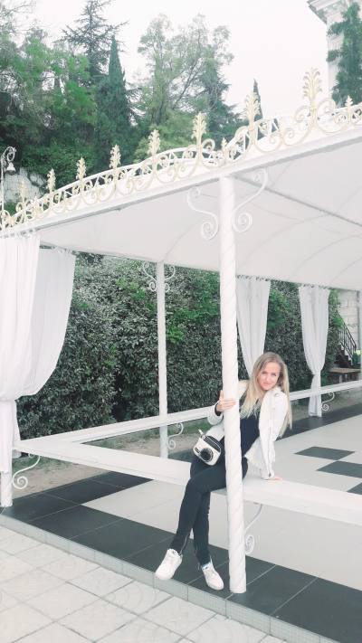 Darinasvir 39 ans Yalta Russie