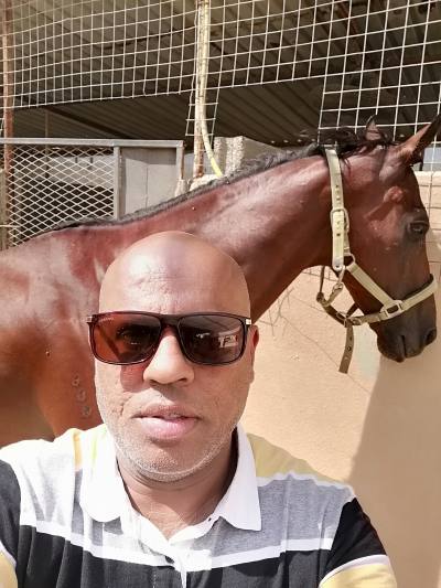 Azizul 52 ans Damman Arabie saoudite