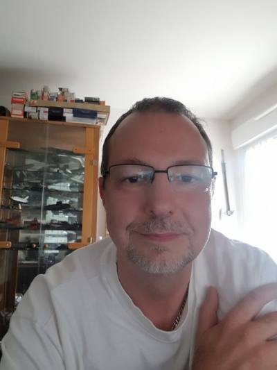 Thierry 54 лет Thionville Франция