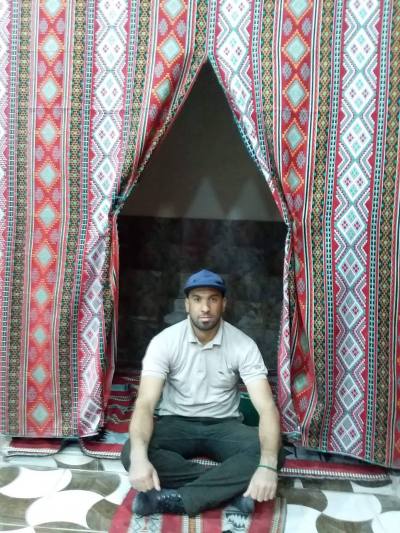 Abdallah 44 ans  Algérie