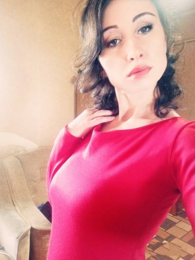 Лина 32 ans Мелитополь  Ukraine