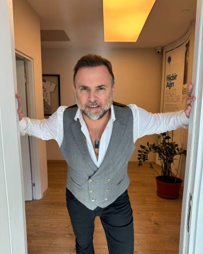 James 60 ans Kazan  Russie
