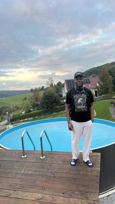 Frank 30 ans Karlsruhe Allemagne