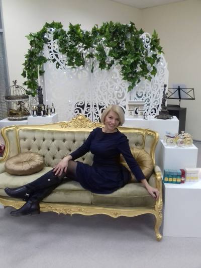 Yulia 52 ans Dnepr Ukraine