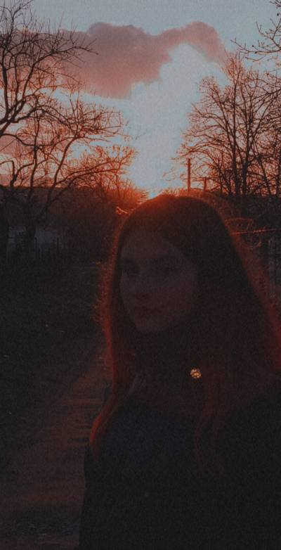 Лолита 24 ans Питер Russie