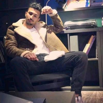 Sliti 29 лет Dijon  Франция