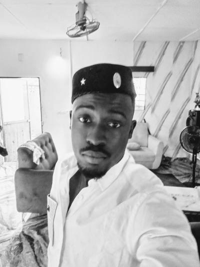Eddy 30 ans Abidjan Afrique du Sud