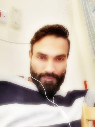 Mani 42 ans Doha Qatar
