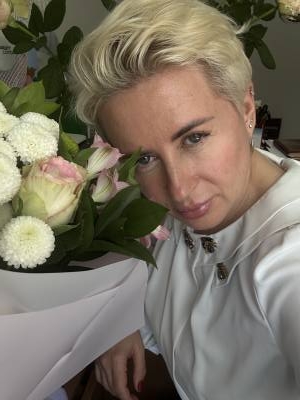 Olga 47 Jahre Minsk Weissrussland