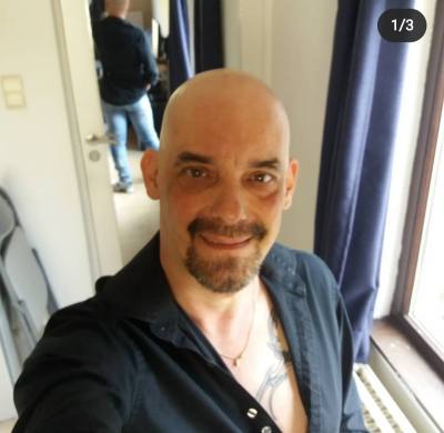 Eric 51 ans Liege Belgique