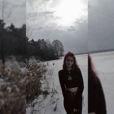 Mari 22 ans Киев  Ukraine