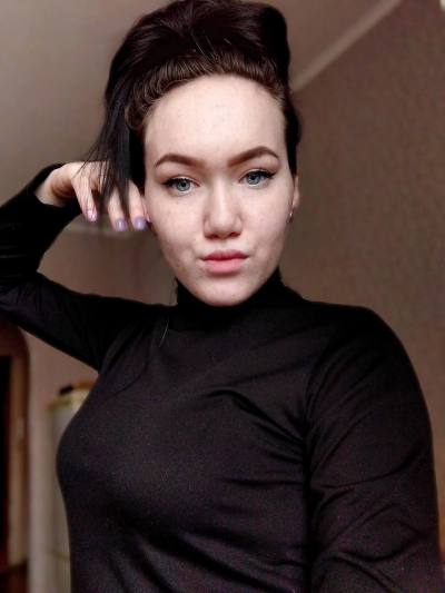 Maria 27 ans Kiev Ukraine