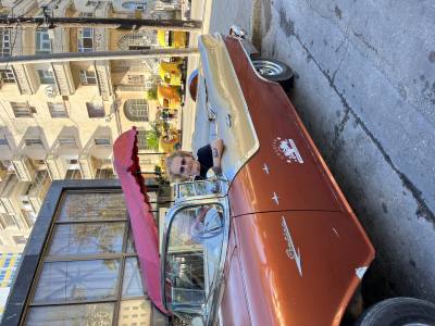 Bernard 67 лет Paris Франция