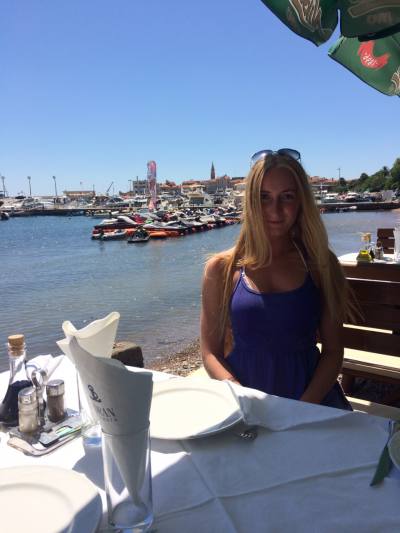 Julia 41 ans Minsk Biélorussie