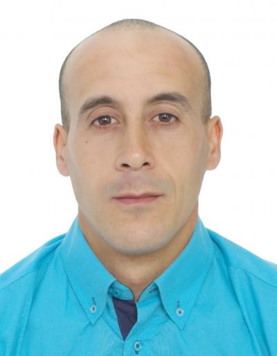 Aziz 42 ans Bejaia Algérie
