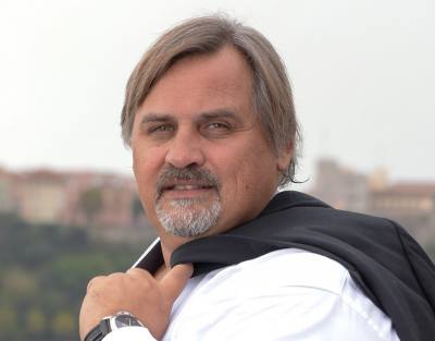 David 59 ans Paris France