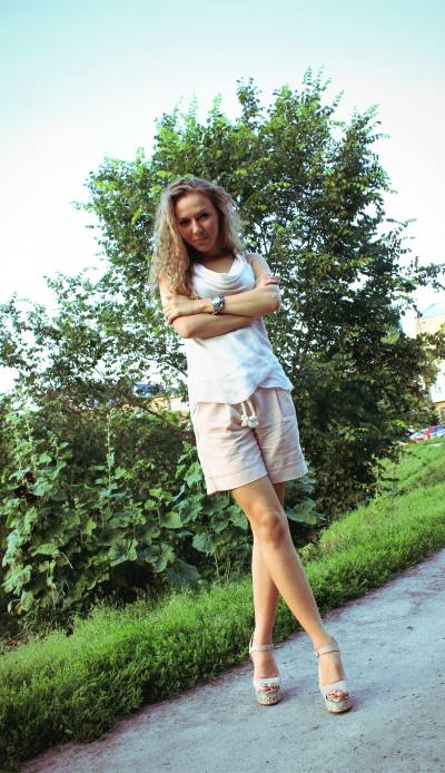 Olena 38 Jahre Kharkov Ukraine