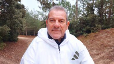 Gil 64 лет St Jean De Monts Франция
