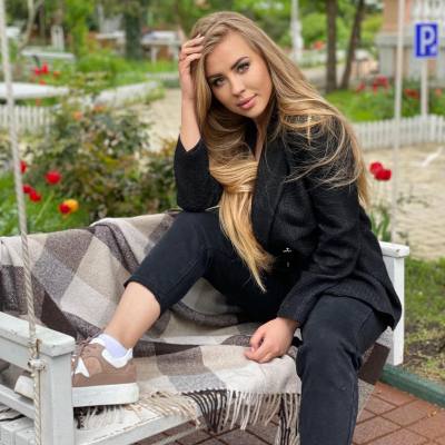 Olya 34 ans Odesa Ukraine
