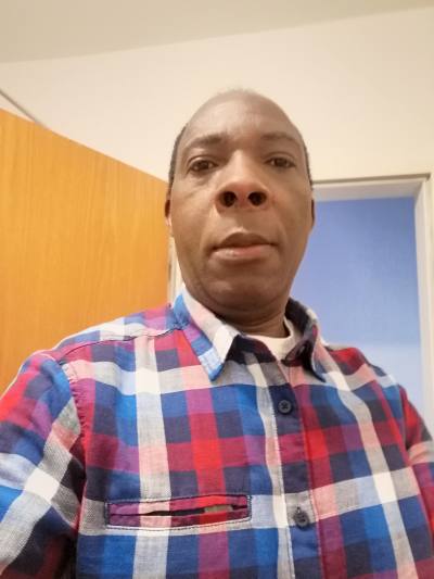 Sebastian 62 ans Hanau Allemagne