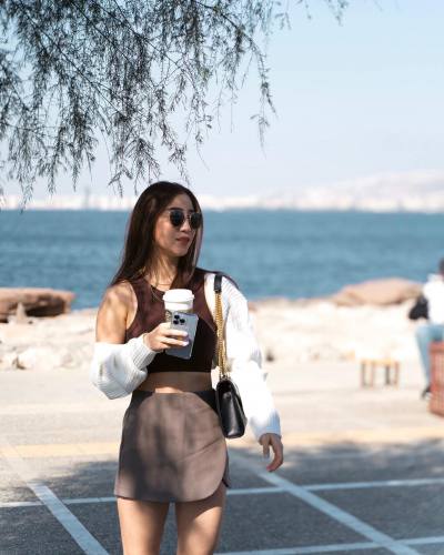 Amara 32 years Zurich Switzerland