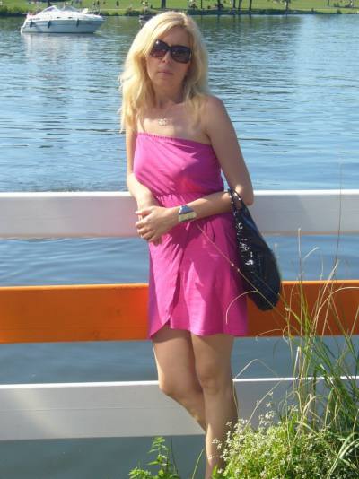 Liliya 42 Jahre Epinal Frankreich