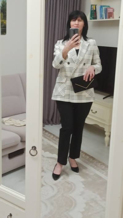 Aleksandra 65 Jahre Aktobe Kasachstan
