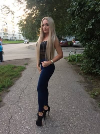 Lilisa 36 years Montreal Canada