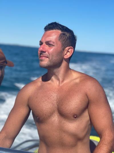 Alexandre 35 лет Montpellier Франция