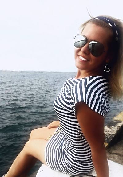 Sasha 33 ans Kharkov  Ukraine