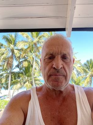 Angelo 68 ans Colmar  France