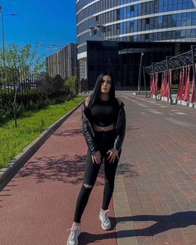 Kira 27 ans Херсон  Ukraine