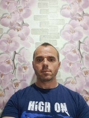Иван 41 лет Макеевка  Украина
