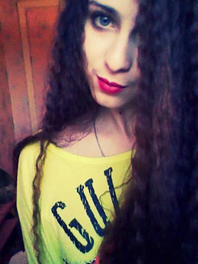 Natasha 28 ans Слуцк Biélorussie