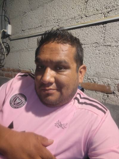 Francisco 33 лет Estados Unidos  США