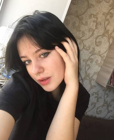 Валентина 22 ans алматы Kazakhstan