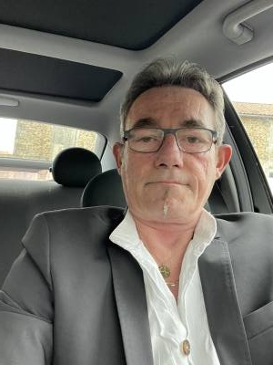 Cyril 53 ans Angoulême  France